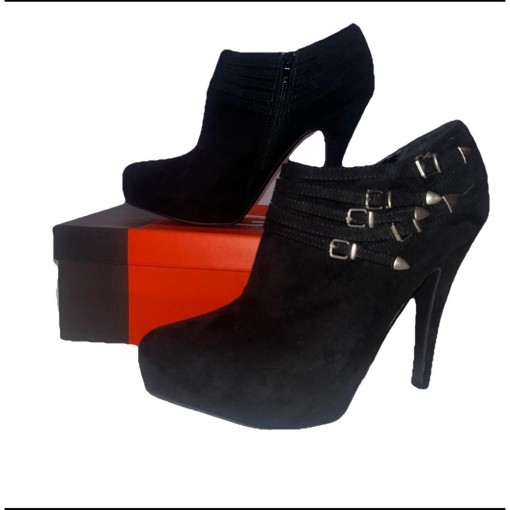 Women’s G by Guess Black Heel Booties size 10M